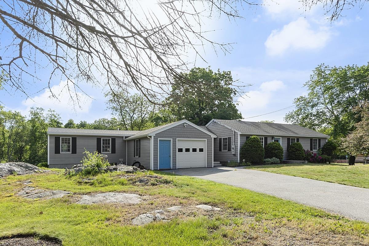 99 Currier Road Pelham, NH 03076 - Photo 21 of 27