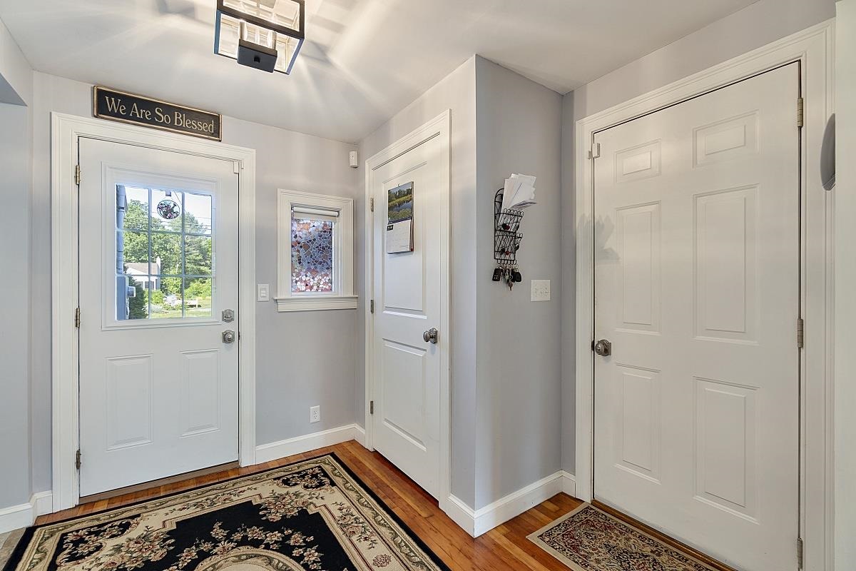 99 Currier Road Pelham, NH 03076 - Photo 10 of 27
