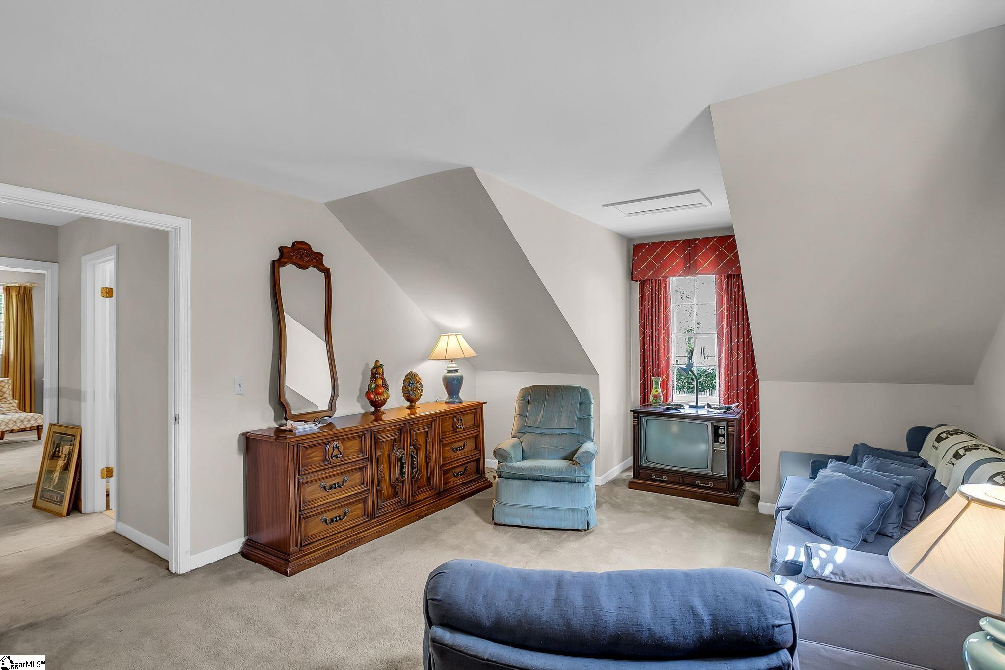 307 Hunting Hollow Road Greenville, SC 29615 - Photo 34 of 48 Gallery Image 34