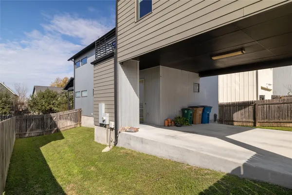 $3,250 | 6021 Seville Drive, Austin, TX 78724