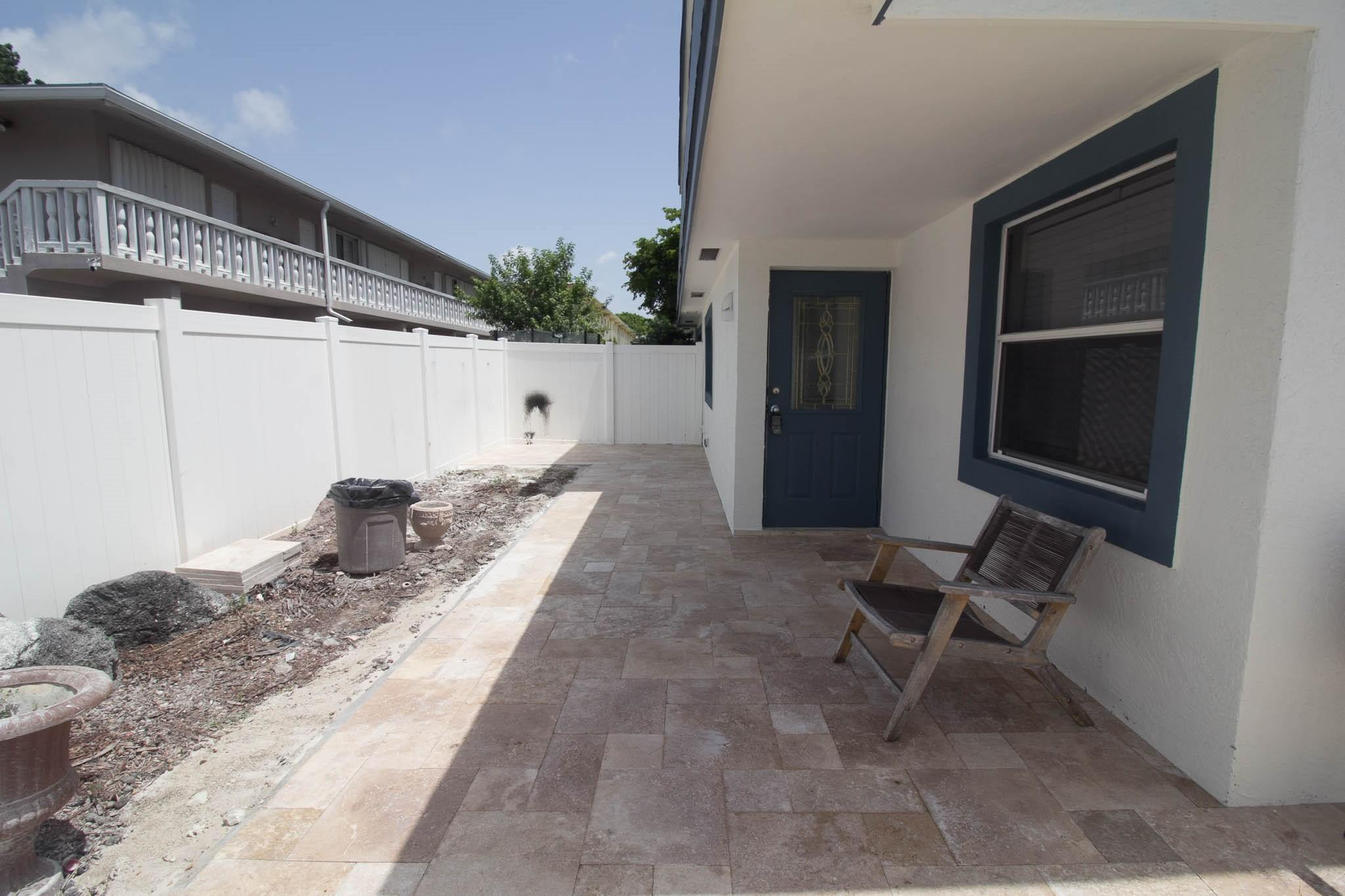 1109 Pine Drive Pompano Beach, FL 33060 - Photo 3 of 31 Photo 3