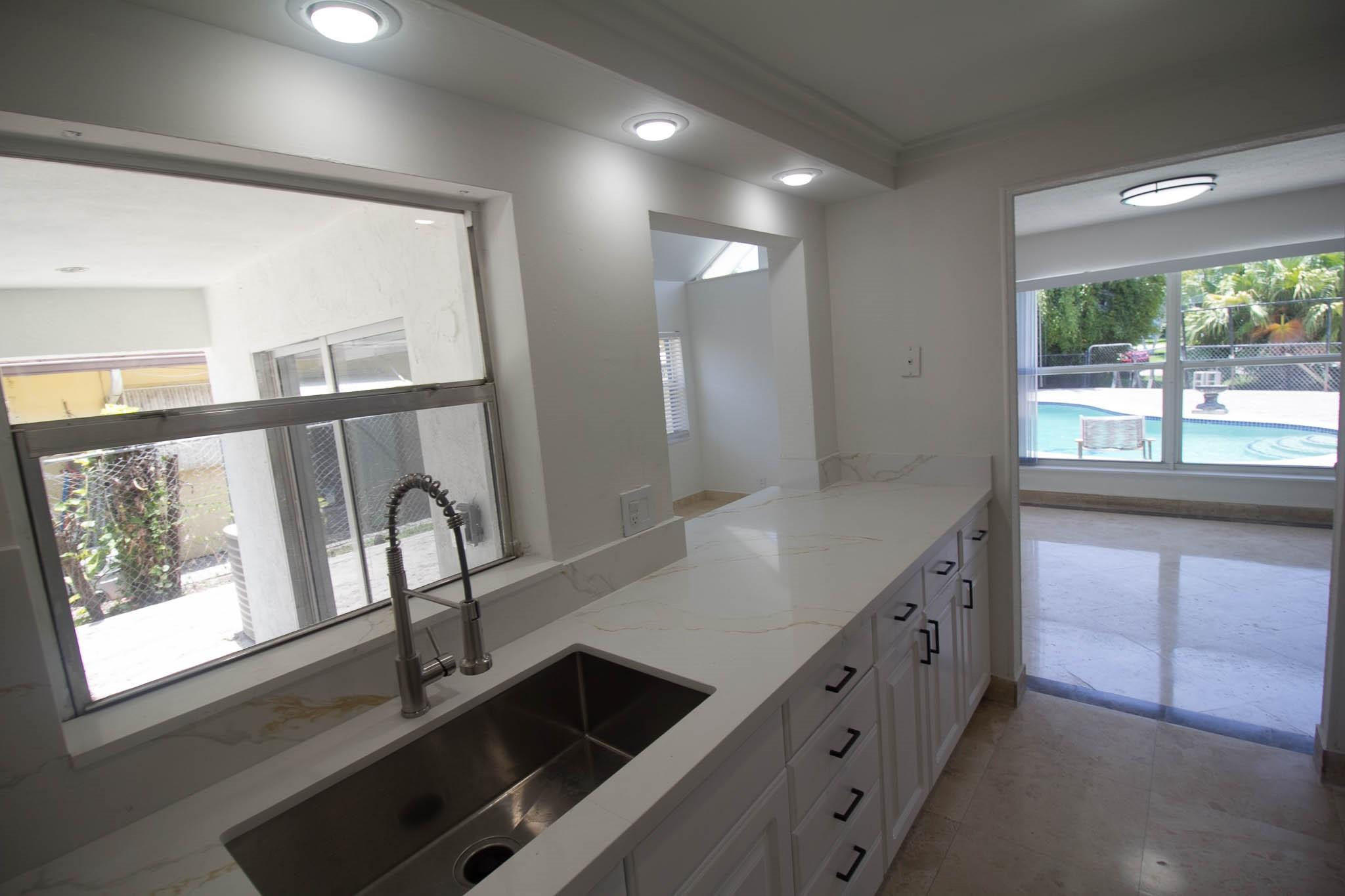 1109 Pine Drive Pompano Beach, FL 33060 - Photo 9 of 31 Photo 9