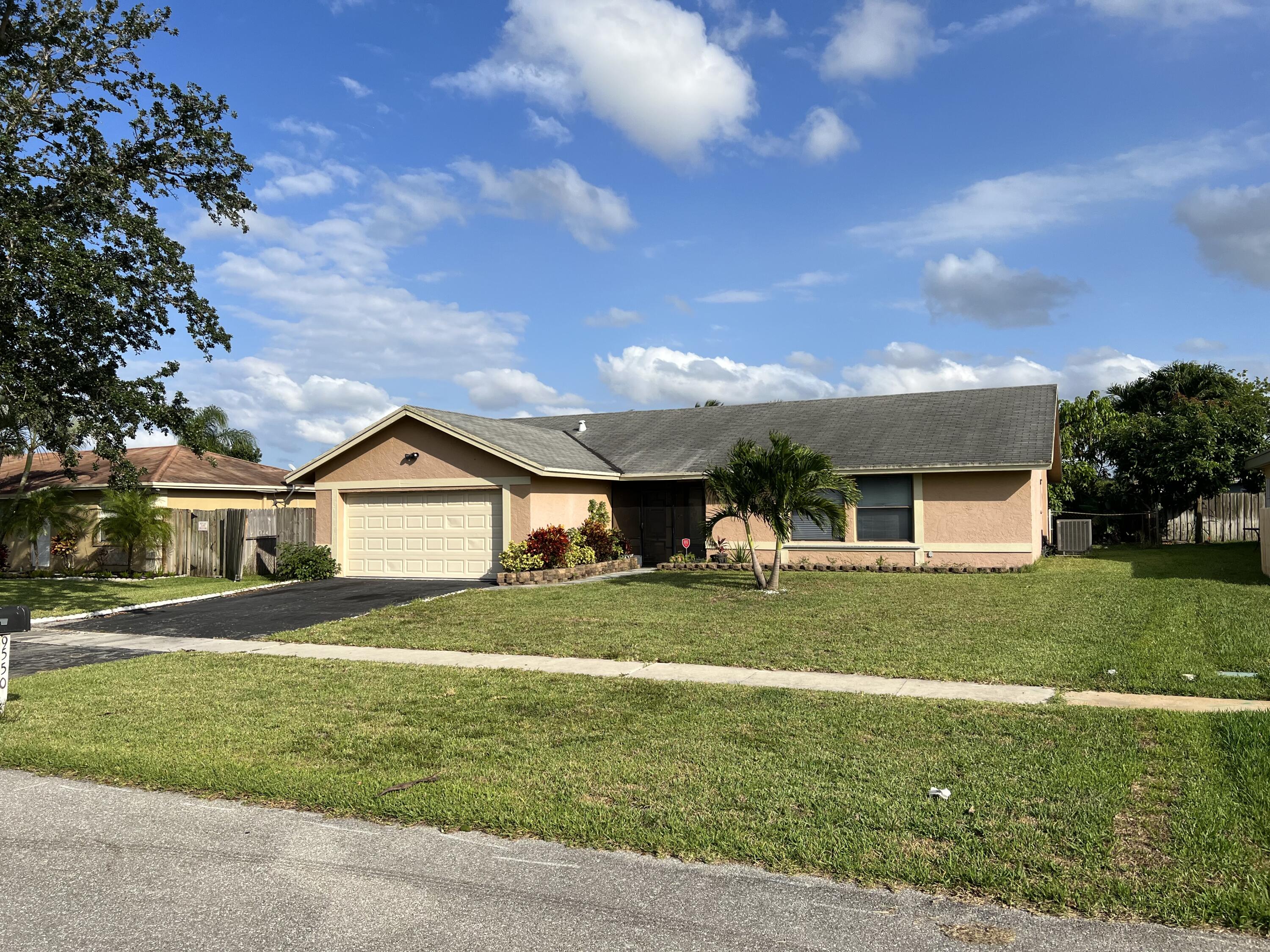 9550 Ohio Place Boca Raton, FL 33434 - Photo 2 of 42 IMG_0408
