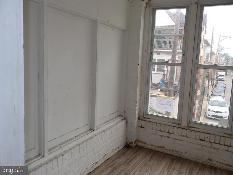 319 Avon Road Upper Darby, PA 19082 - Photo 14 of 26 Gallery Image 14