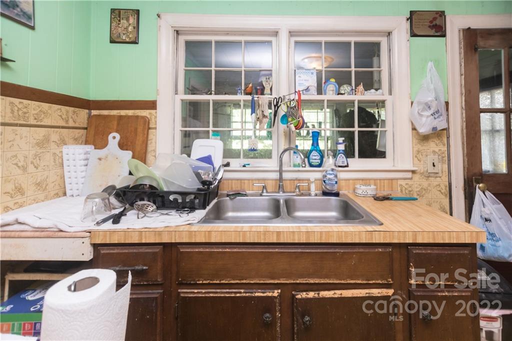 14925 North Old Statesville Road Huntersville, NC 28078 - Photo 17 of 18 a view of kitchen sink and dishwasher