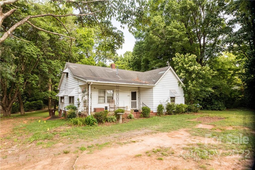 14925 North Old Statesville Road Huntersville, NC 28078 - Photo 2 of 18 a view of a house with backyard