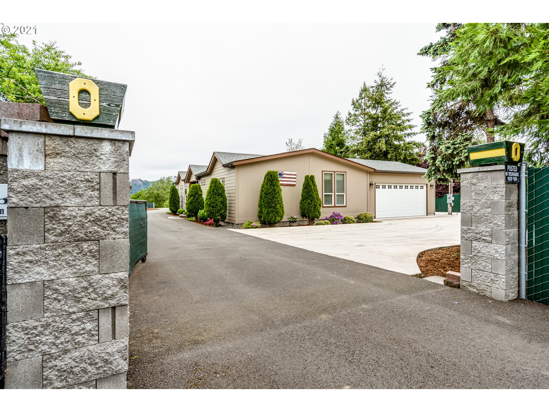 37155 Immigrant Road Pleasant Hill, OR 97455 - Photo 1 of 32 Gallery Image 1