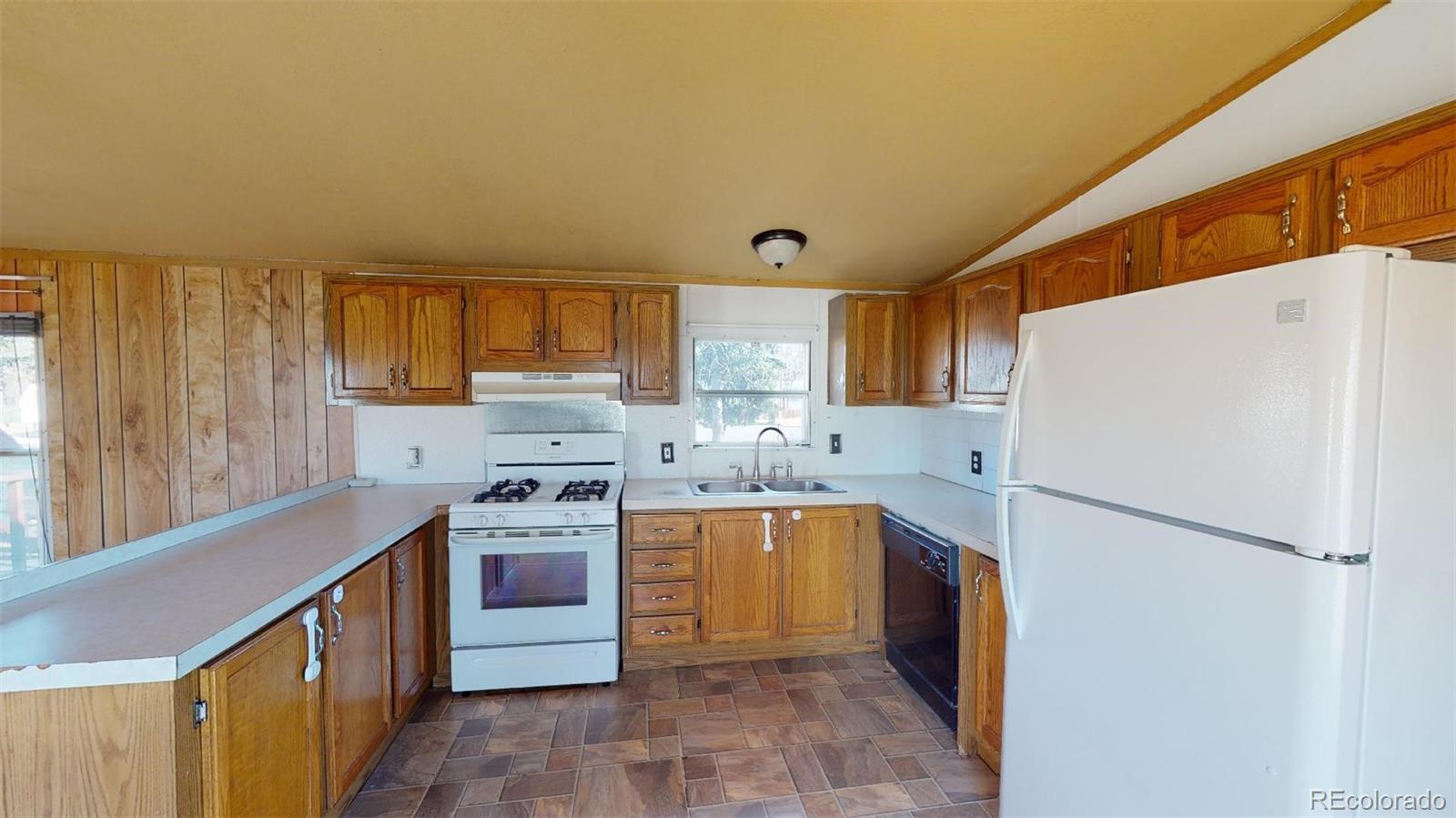 2595 Wooddale Road, Unit 54 Colorado Springs, CO 80906 - Photo 3 of 13 Gallery Image 3
