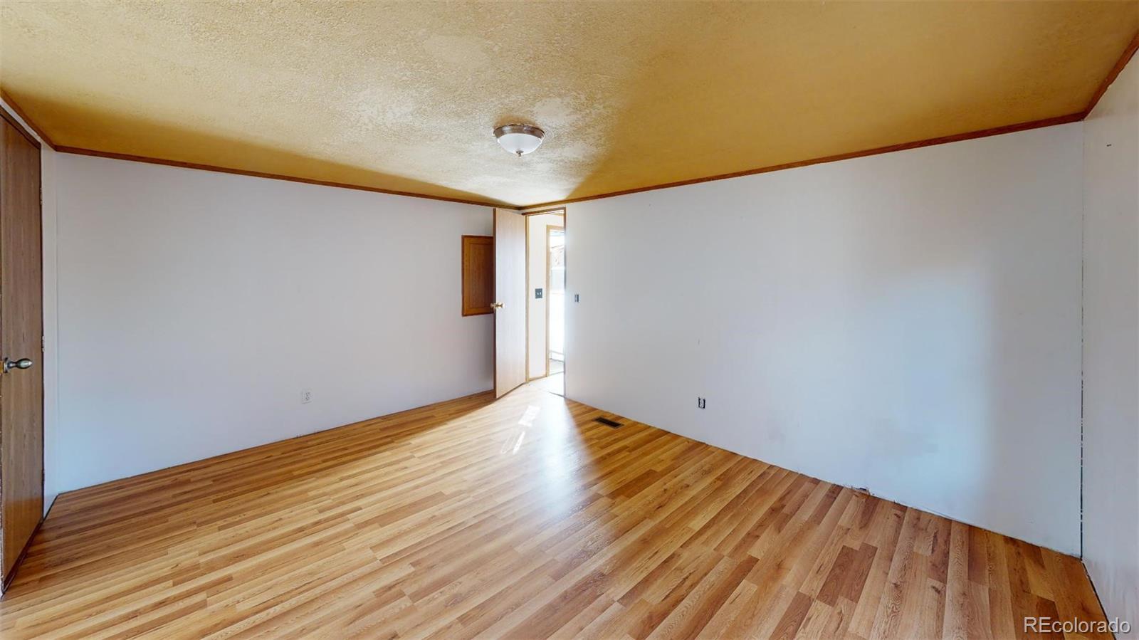2595 Wooddale Road, Unit 54 Colorado Springs, CO 80906 - Photo 5 of 13 Gallery Image 5