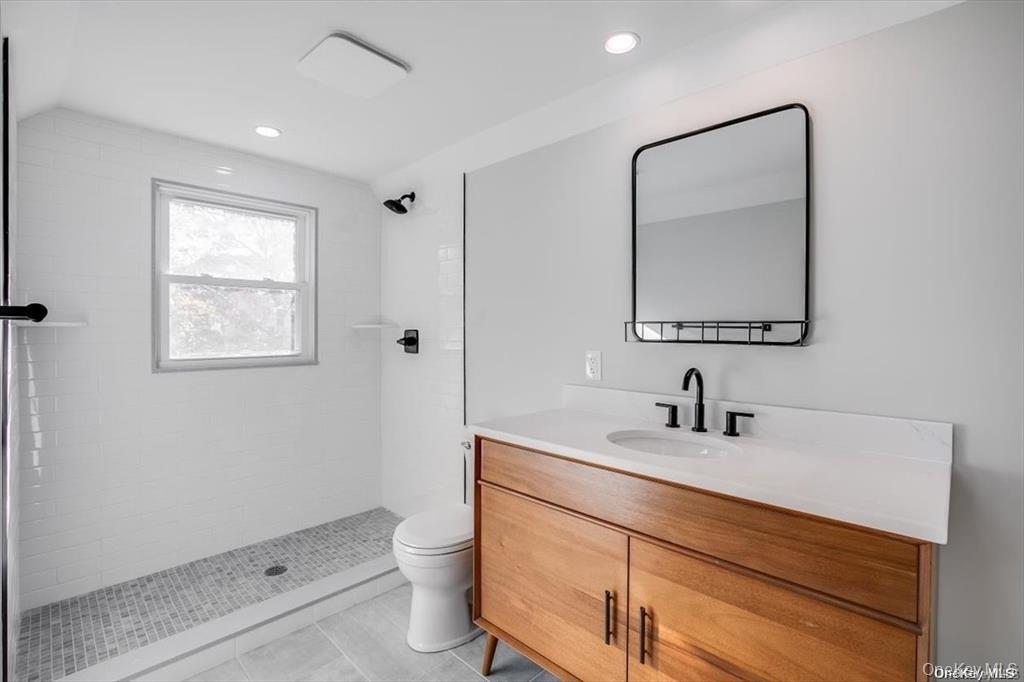 4 Riverside Avenue Mastic Beach, NY 11951 - Photo 9 of 17