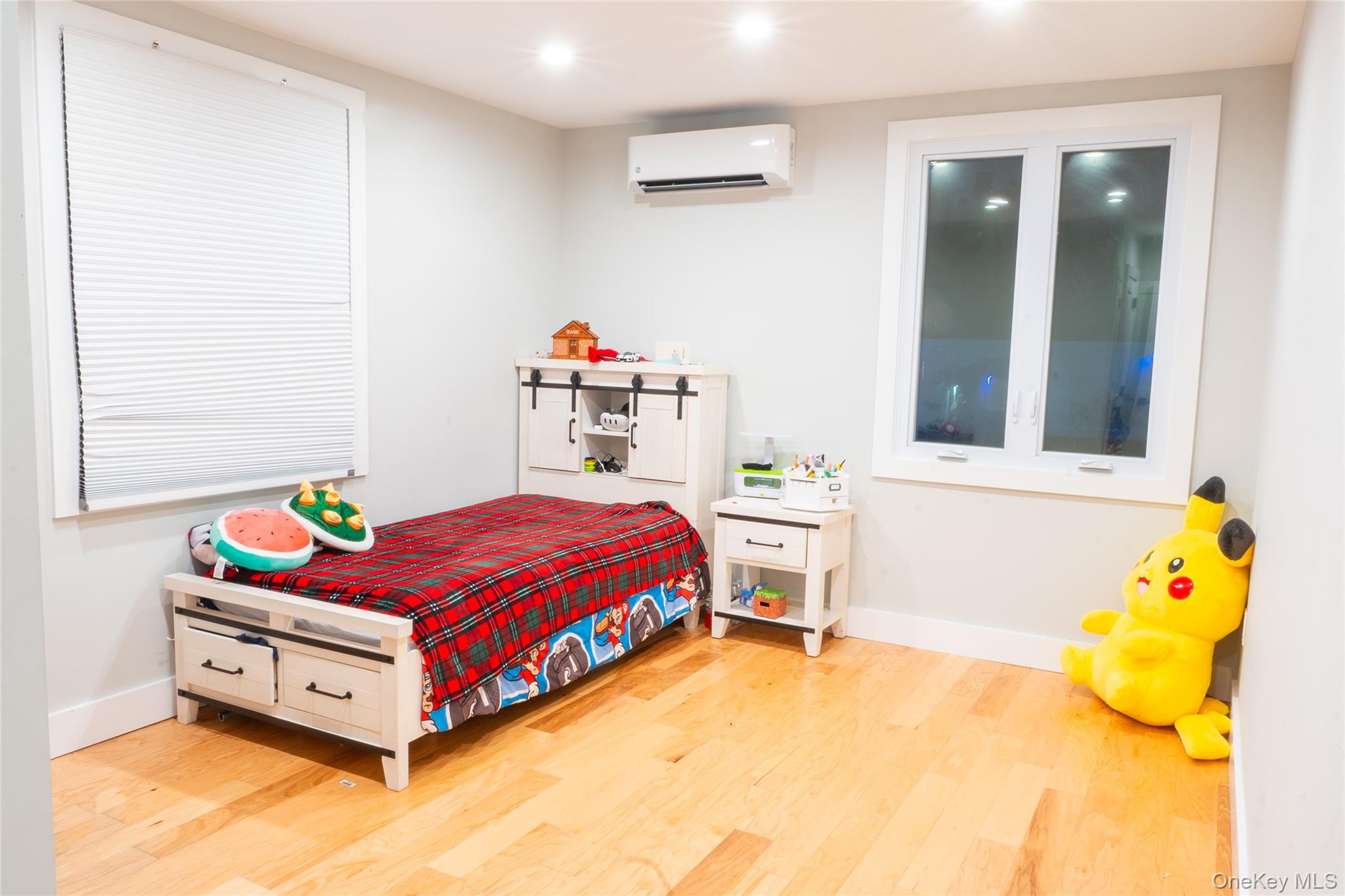 4 Riverside Avenue Mastic Beach, NY 11951 - Photo 10 of 17