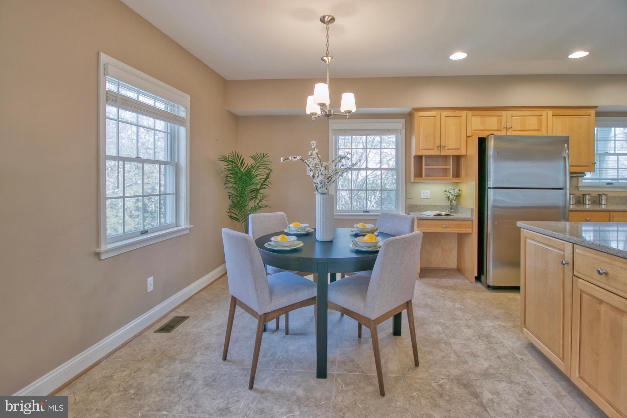 516 Yarmouth Road Baltimore, MD 21286 - Photo 18 of 50 Plenty of room for a breakfast table