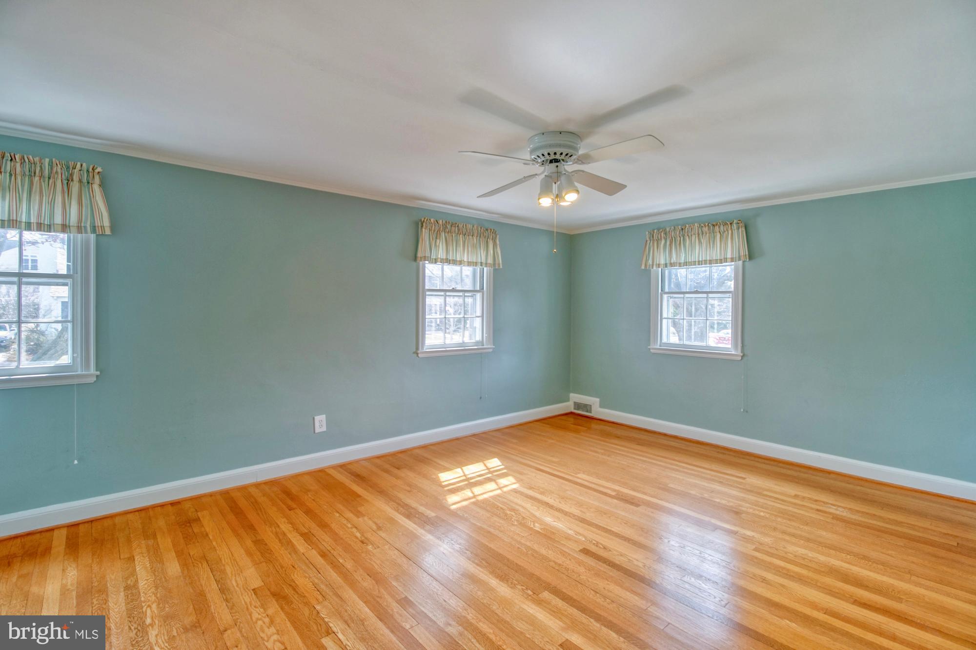 516 Yarmouth Road Baltimore, MD 21286 - Photo 29 of 50 Generously sized 2nd bedroom