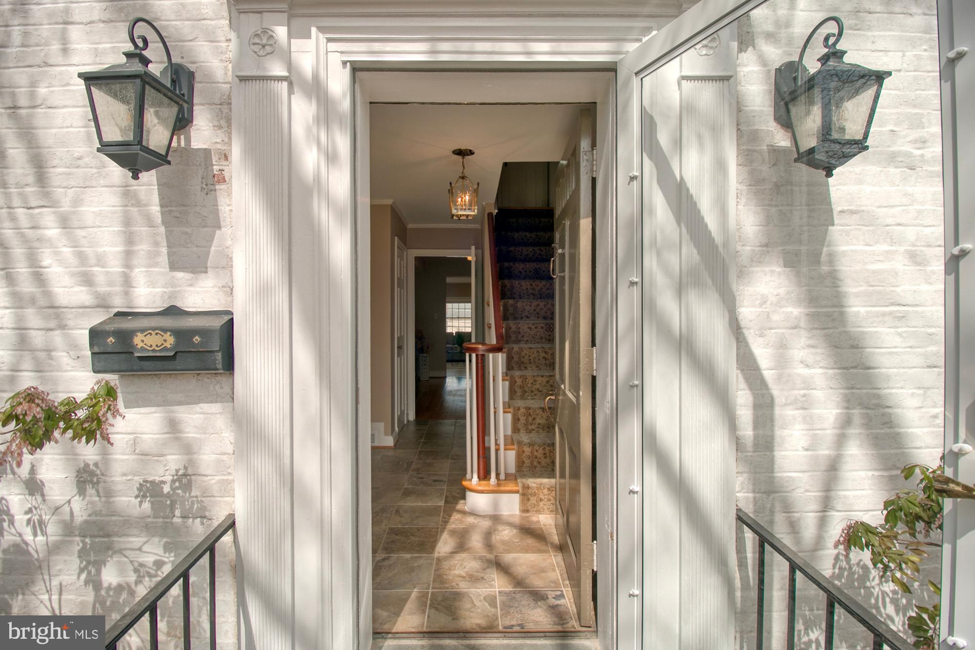 516 Yarmouth Road Baltimore, MD 21286 - Photo 4 of 50 Welcome home!