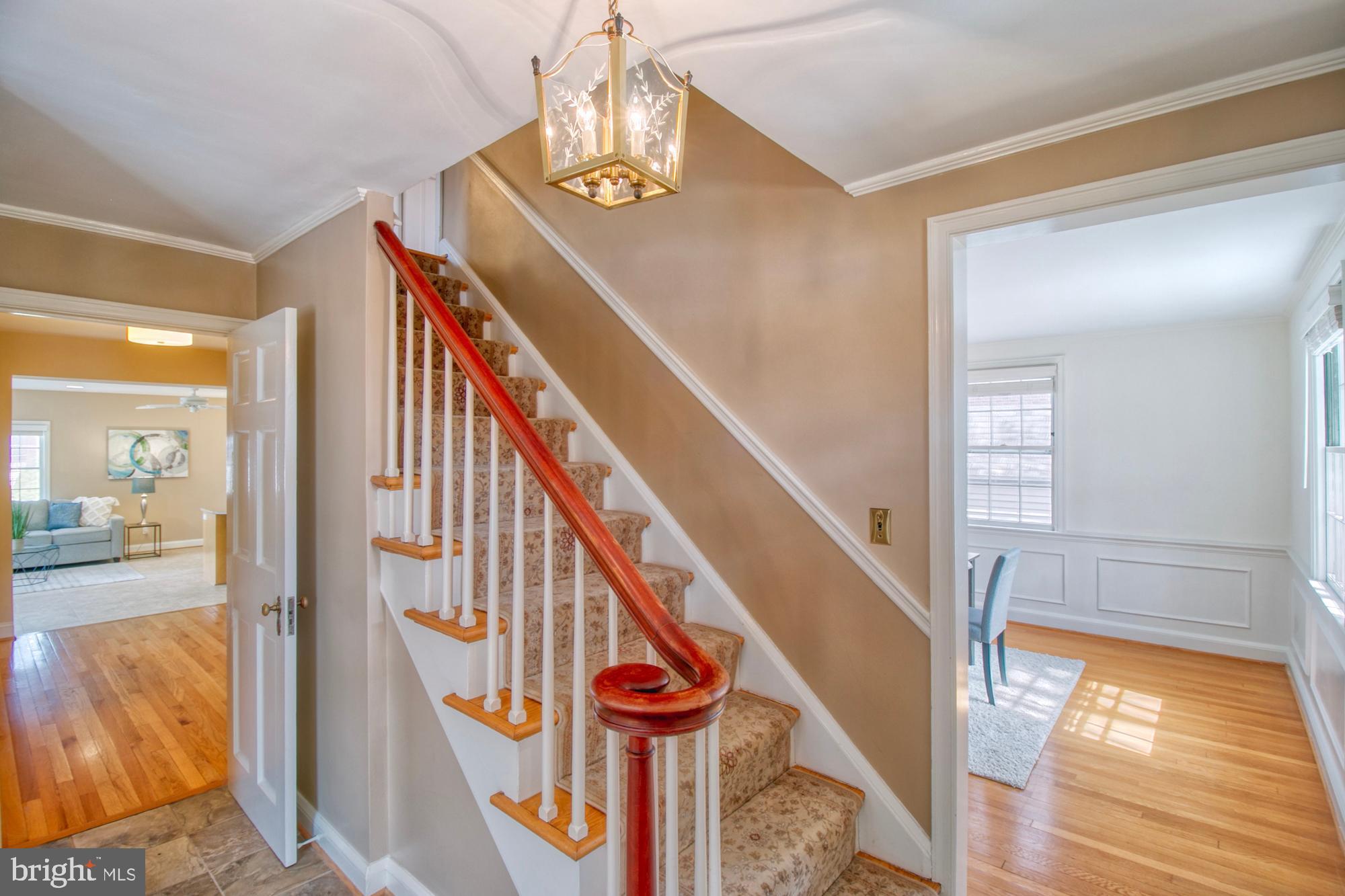 516 Yarmouth Road Baltimore, MD 21286 - Photo 5 of 50 Large foyer with tile floor and coat closet