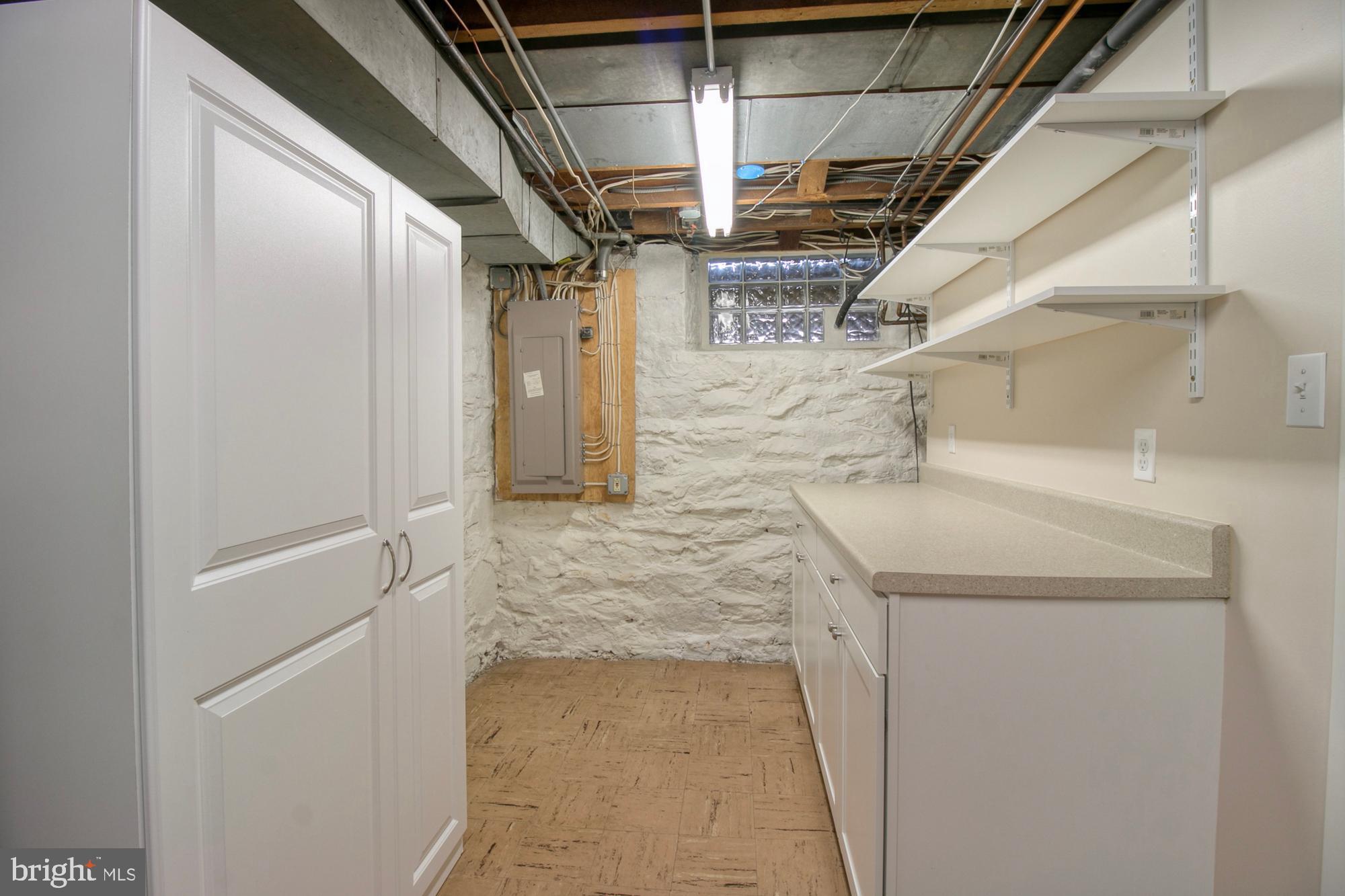 516 Yarmouth Road Baltimore, MD 21286 - Photo 42 of 50 Additional work space in laundry room