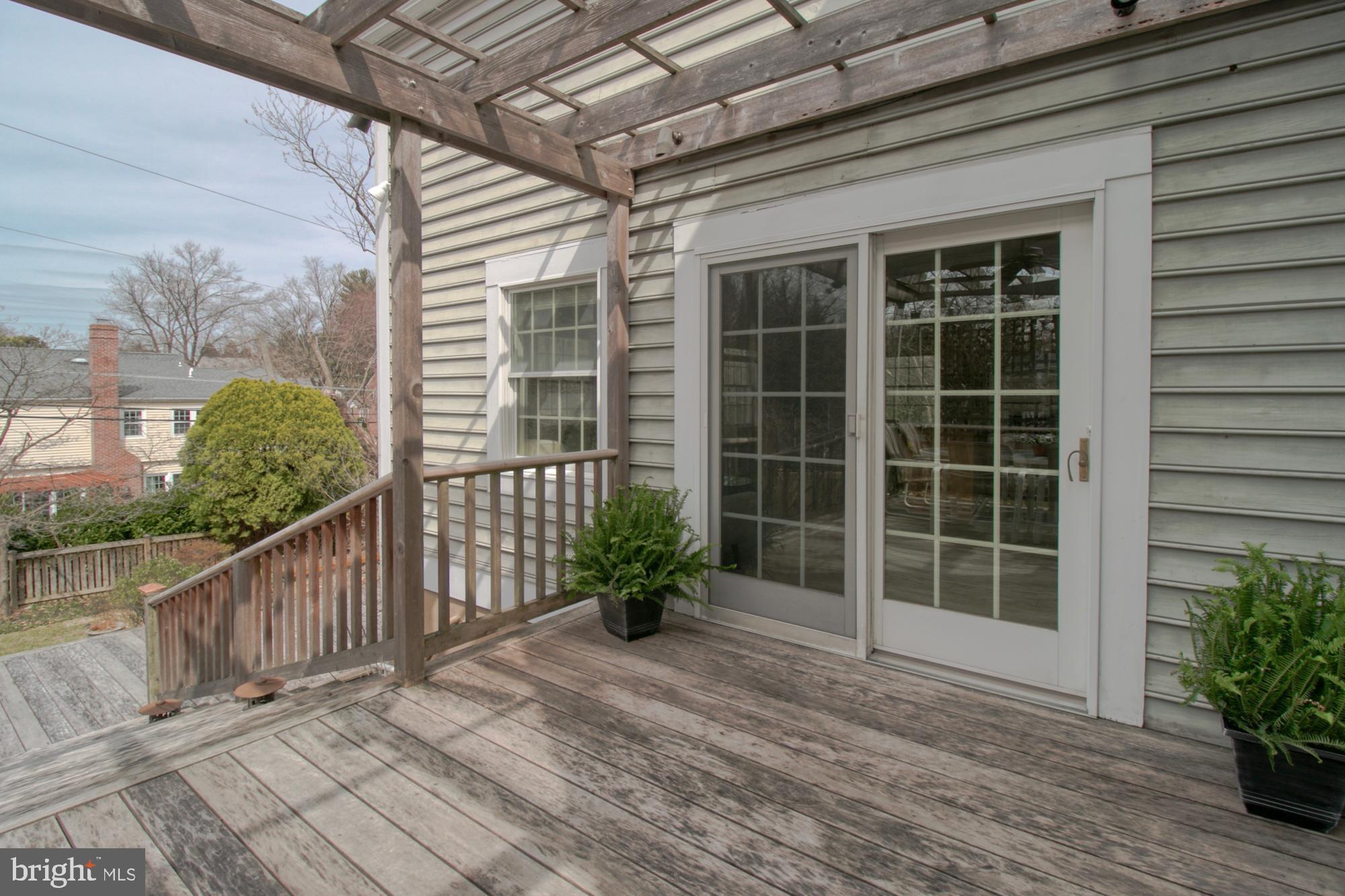 516 Yarmouth Road Baltimore, MD 21286 - Photo 44 of 50 Large deck off family room