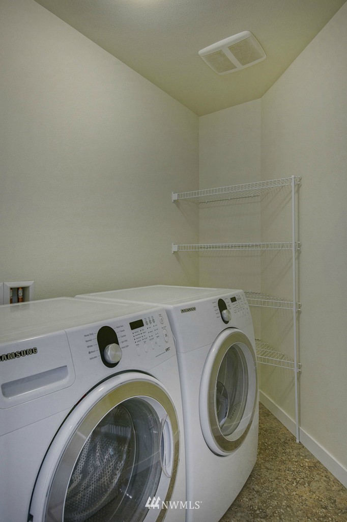 5109 Northeast 6th Place Renton, WA 98059 - Photo 14 of 18 Gallery Image 14