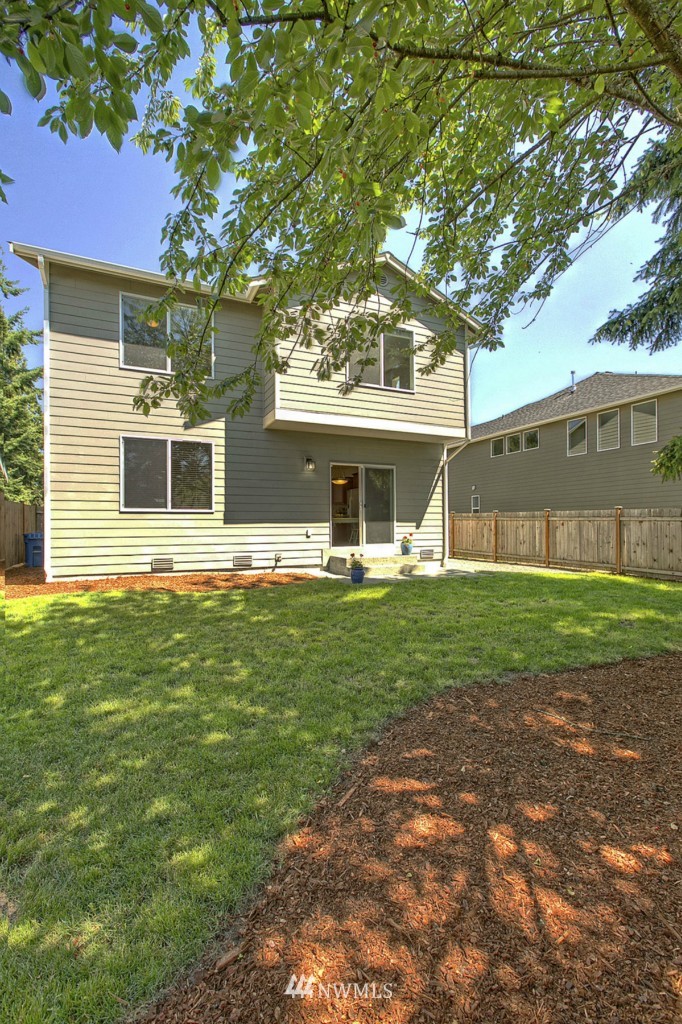 5109 Northeast 6th Place Renton, WA 98059 - Photo 15 of 18 Gallery Image 15