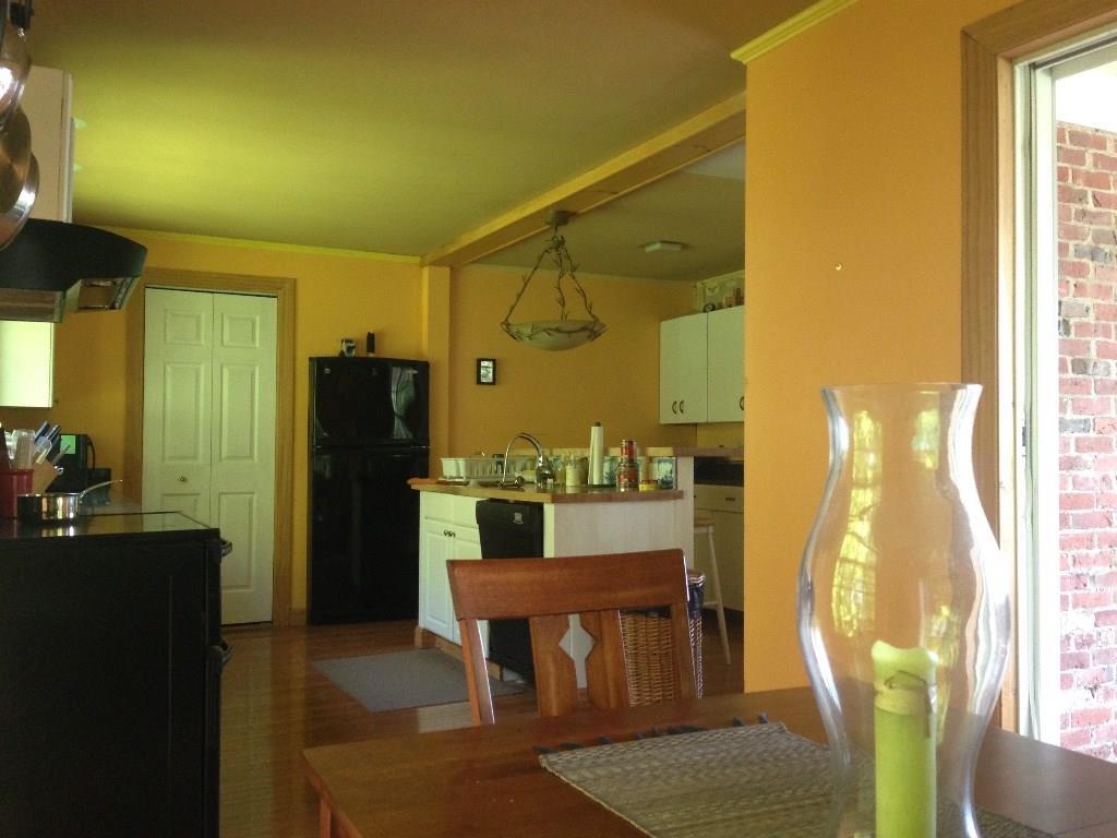 98 Reach Road Brooklin, ME 04616 - Photo 11 of 23 Dining area off Kitchen with glass...
