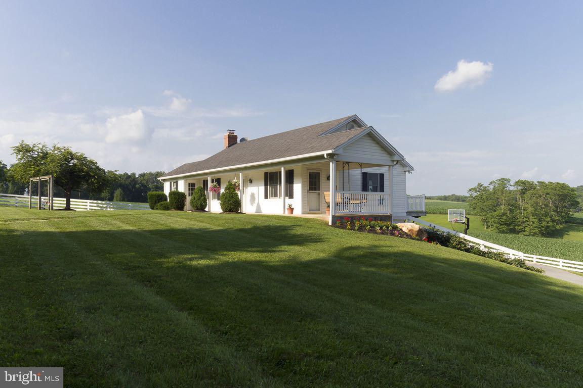 17163 Fairfield Road Stewartstown, PA 17363 - Photo 5 of 90 Separately deeded one story tenant house.