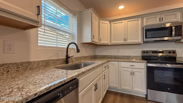 $2,400 | 668 Snowflower Circle, Pigeon Forge, TN 37863