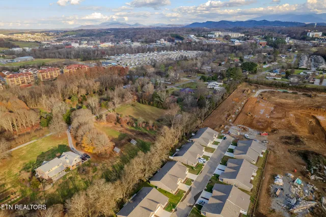 $2,400 | 668 Snowflower Circle, Pigeon Forge, TN 37863