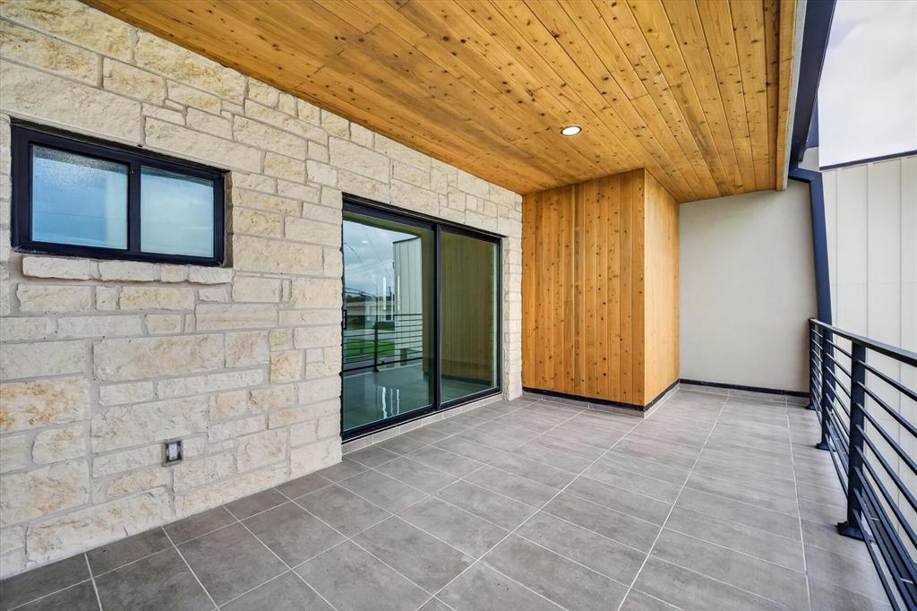 105 Rolston Road Irving, TX 75060 - Photo 27 of 35