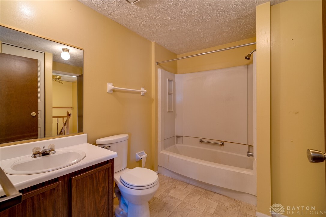 293 Progress Road Dayton, OH 45449 - Photo 19 of 30 Gallery Image 19