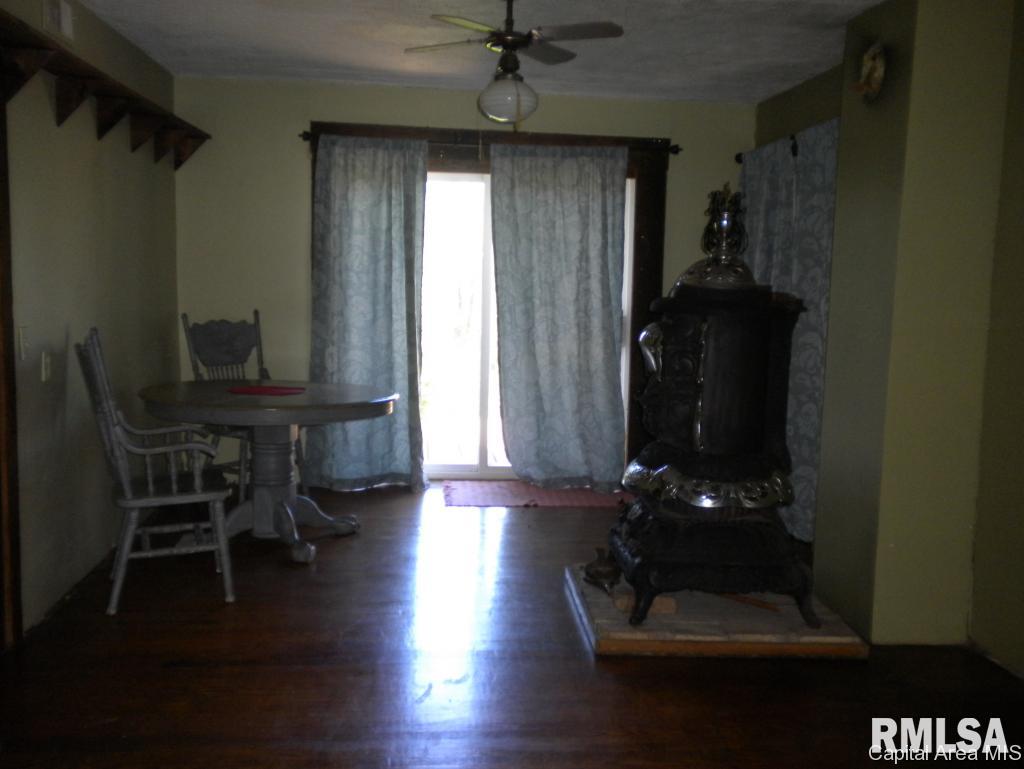 67 Fayette Street Exeter, IL 62621 - Photo 5 of 14