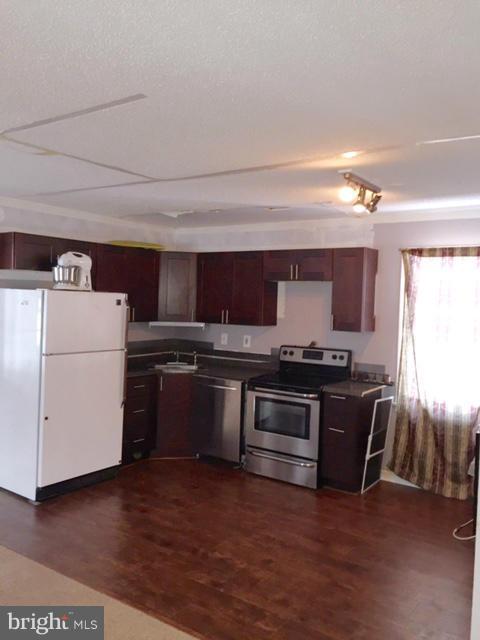 5607 Ranelagh Road White Marsh, MD 21162 - Photo 15 of 19 Kitchen