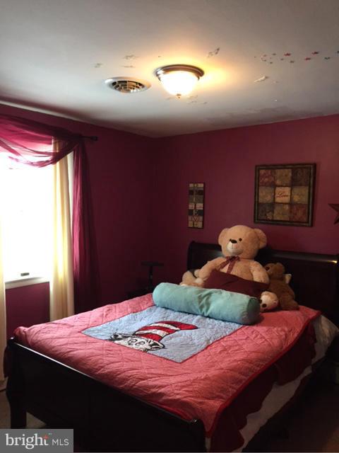 5607 Ranelagh Road White Marsh, MD 21162 - Photo 9 of 19 Bedroom