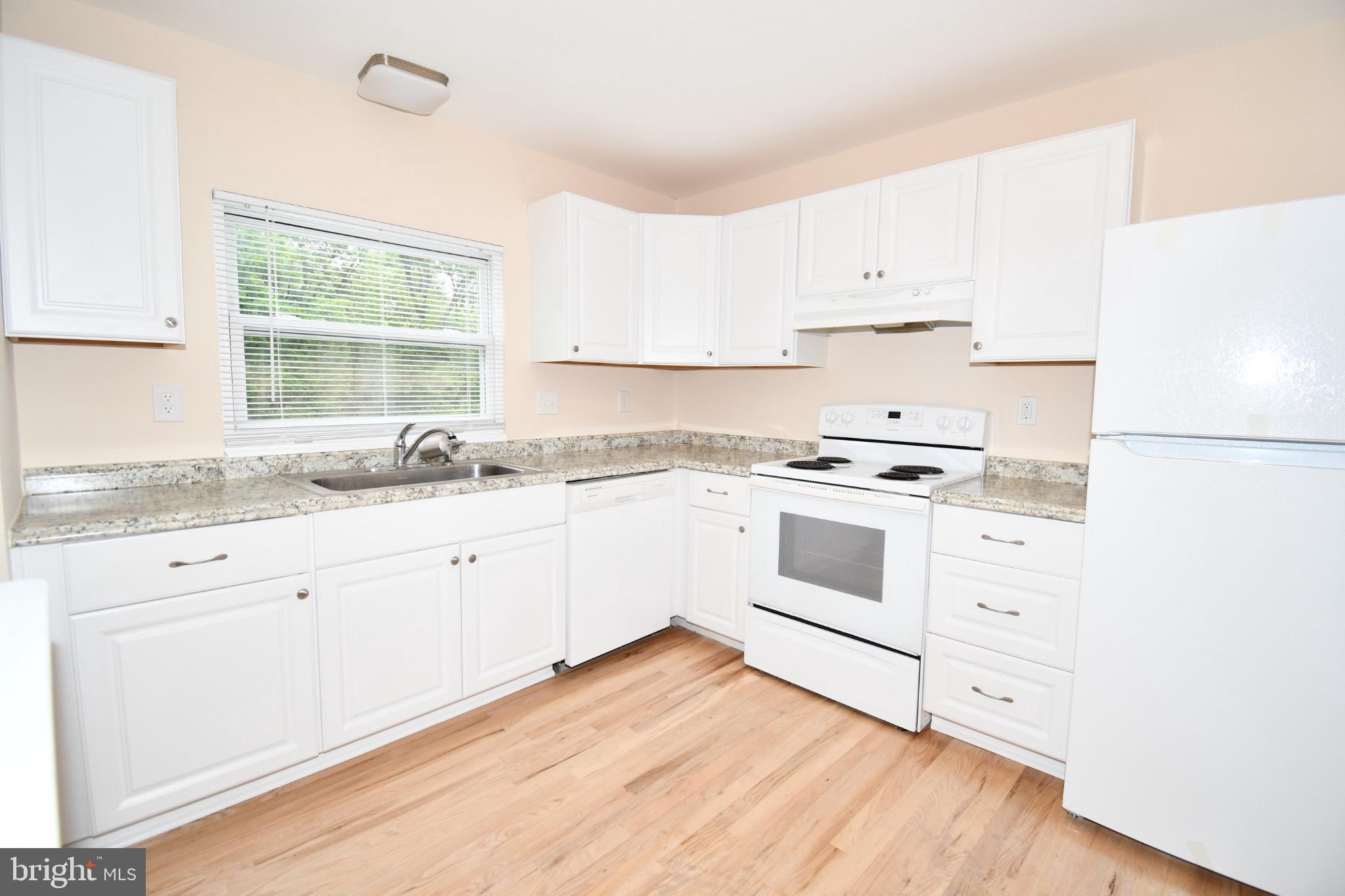 1666 Colonial Way Frederick, MD 21702 - Photo 21 of 62 Bright and airy kitchen space.