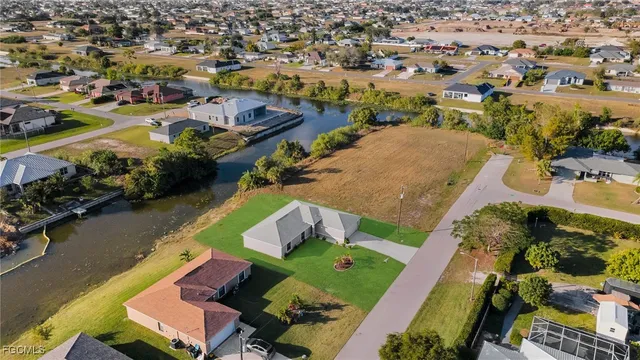 $1,900 | 1106 Northeast 11th Avenue, Cape Coral, FL 33909