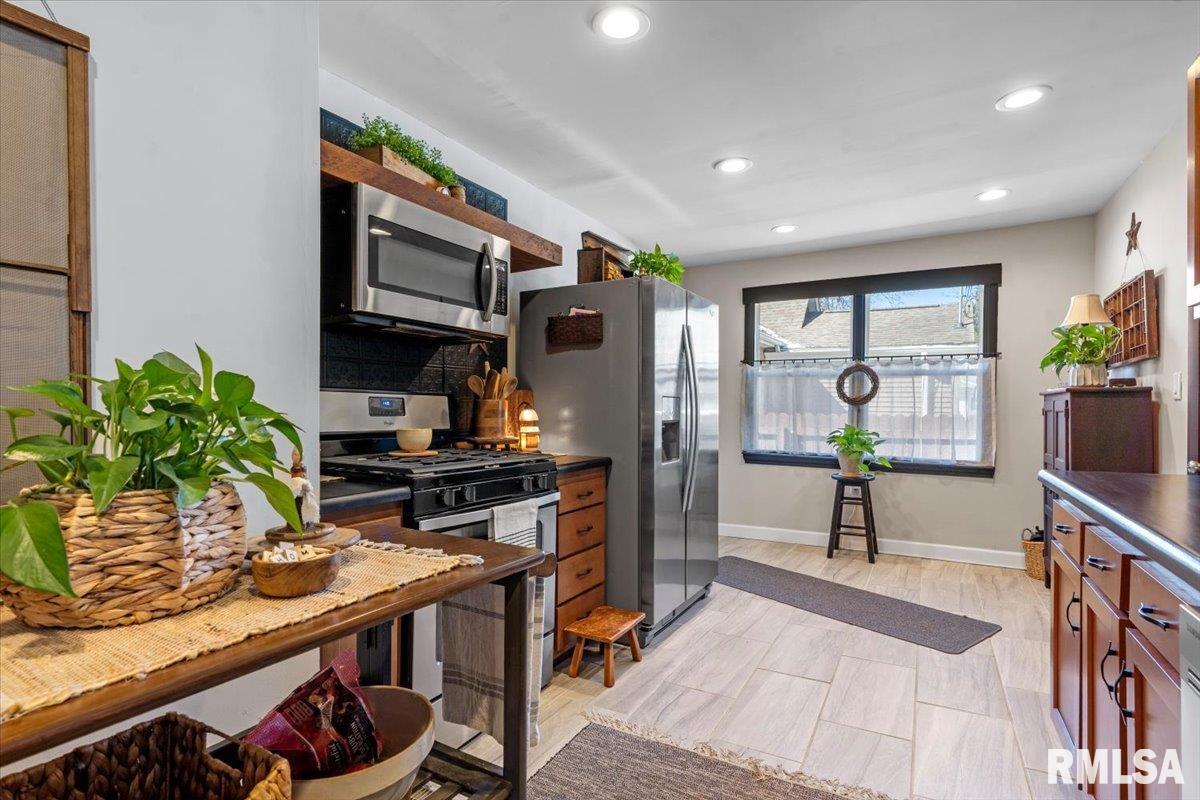 1425 West Edwards Street Springfield, IL 62704 - Photo 17 of 46