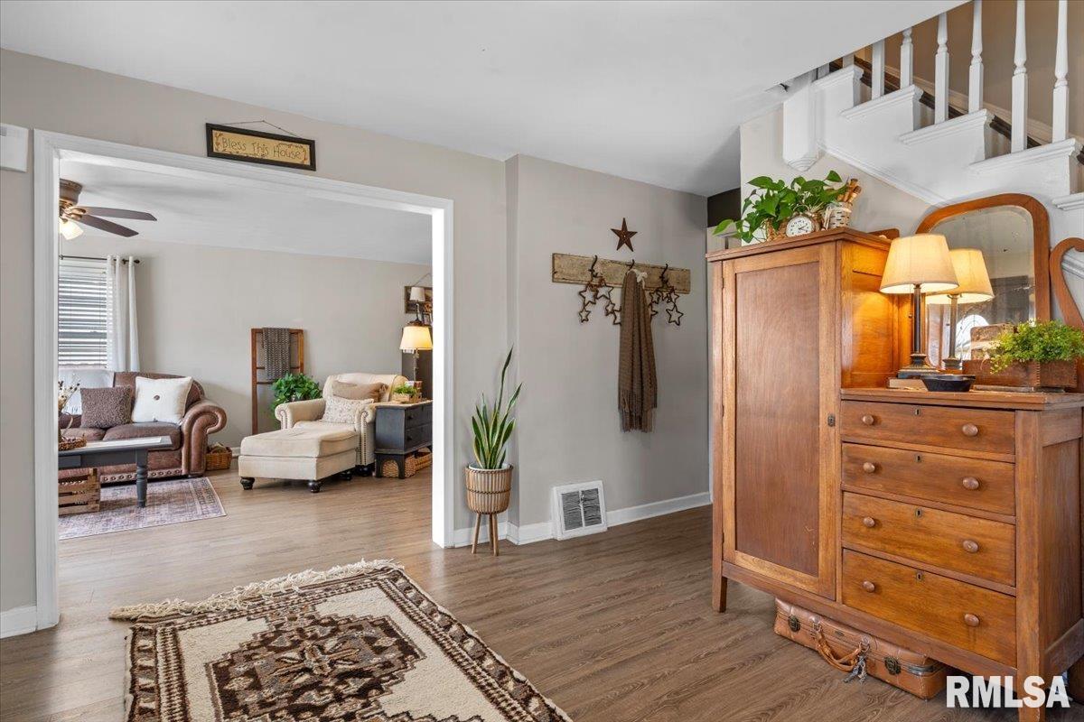 1425 West Edwards Street Springfield, IL 62704 - Photo 6 of 46