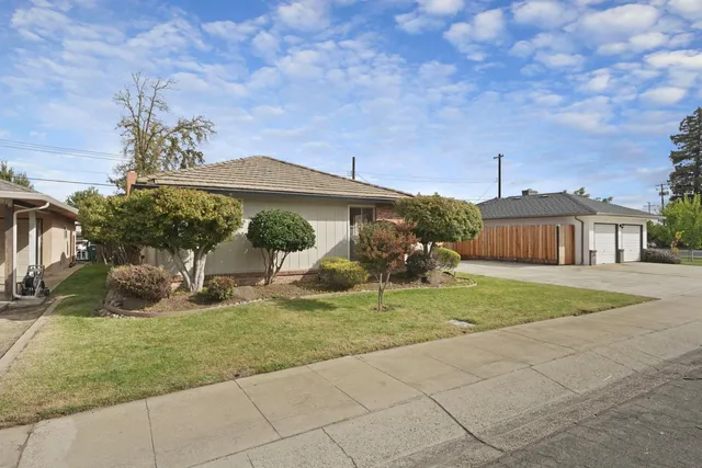 $475,000 | 725 Costa Drive, Lodi, CA 95240