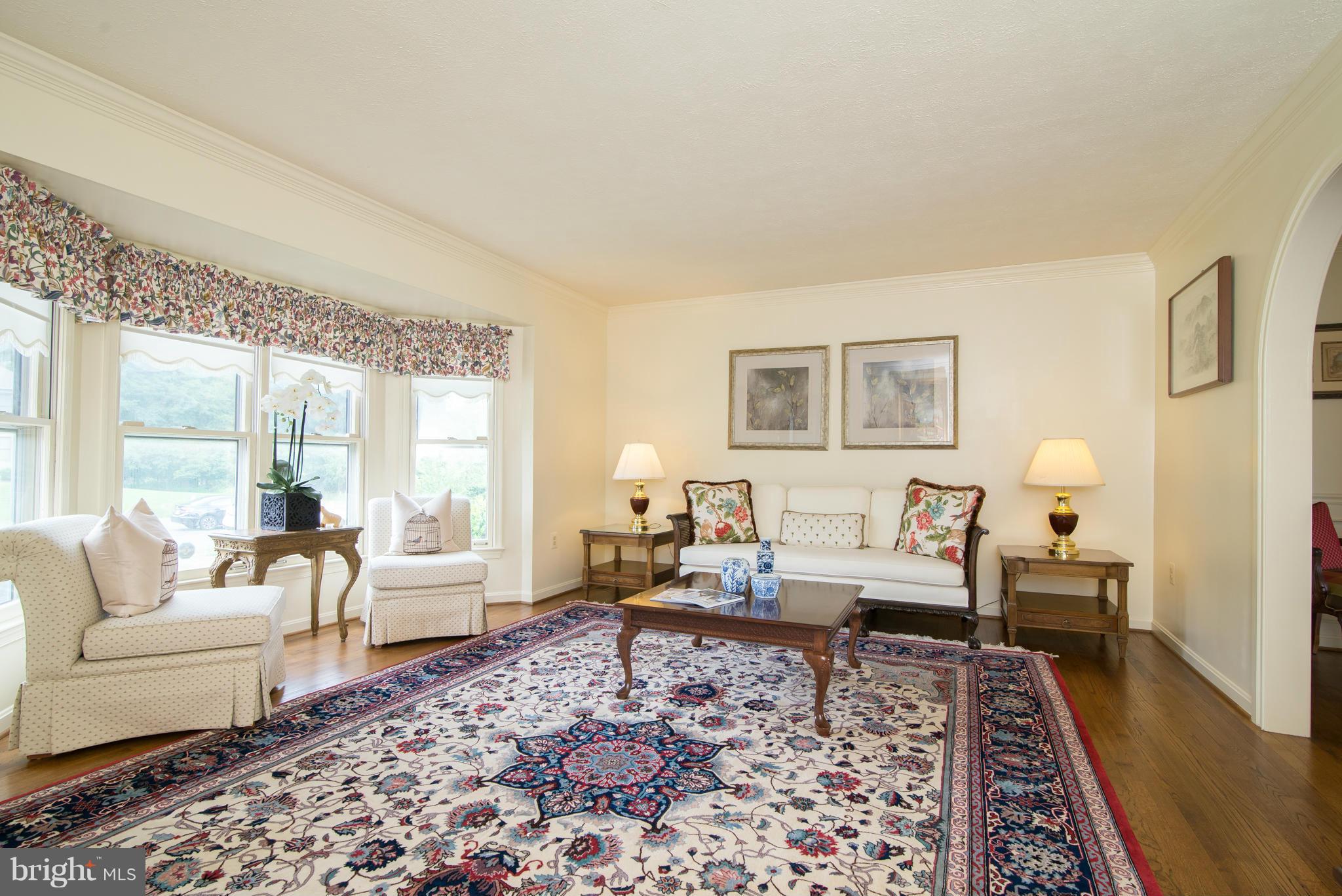 16329 Whitehaven Road Silver Spring, MD 20906 - Photo 6 of 30 WALK-IN BAY WINDOW