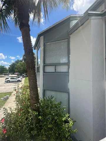 $1,350 | 2526 Lemon Tree Lane, Unit L, Orlando, FL 32839