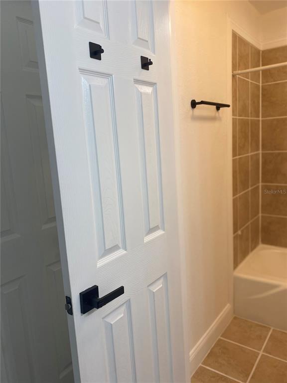 2526 Lemon Tree Lane, Unit L Orlando, FL 32839 - Photo 11 of 16