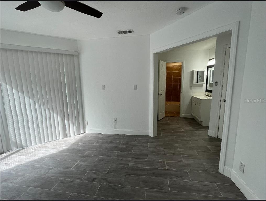 2526 Lemon Tree Lane, Unit L Orlando, FL 32839 - Photo 9 of 16 a view of a bathroom