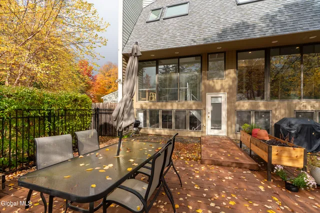 $3,350 | 28 White Street, Unit 28, Saratoga Springs, NY 12866