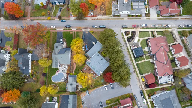 $3,350 | 28 White Street, Unit 28, Saratoga Springs, NY 12866