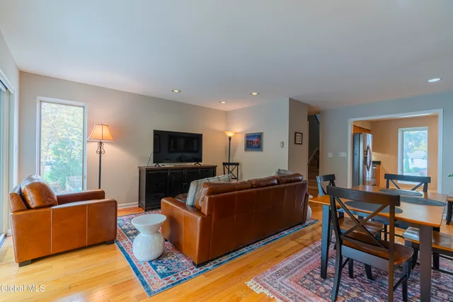 $3,350 | 28 White Street, Unit 28, Saratoga Springs, NY 12866