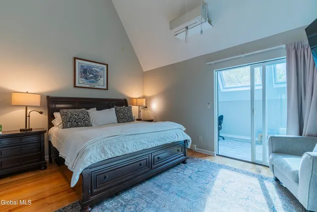 $3,350 | 28 White Street, Unit 28, Saratoga Springs, NY 12866