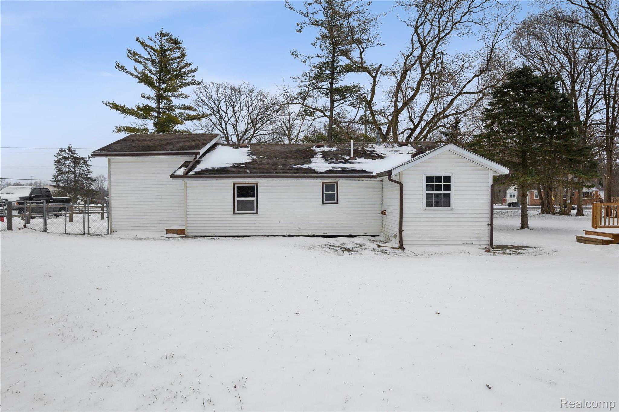 2435 Michigan Road Port Huron, MI 48060 - Photo 15 of 22 Gallery Image 15