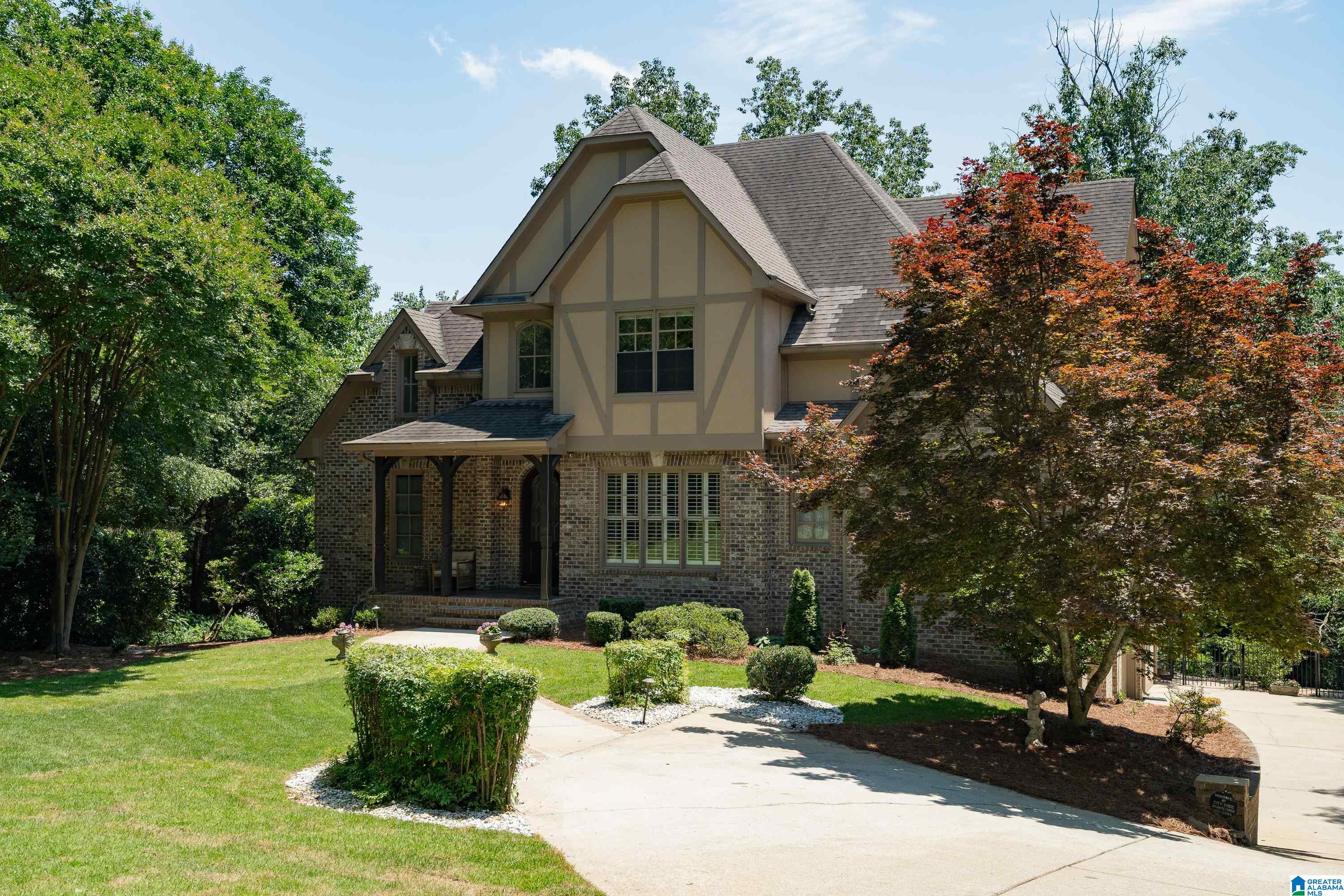 1901 Shades Crest Road Birmingham, AL 35216 - Photo 4 of 93