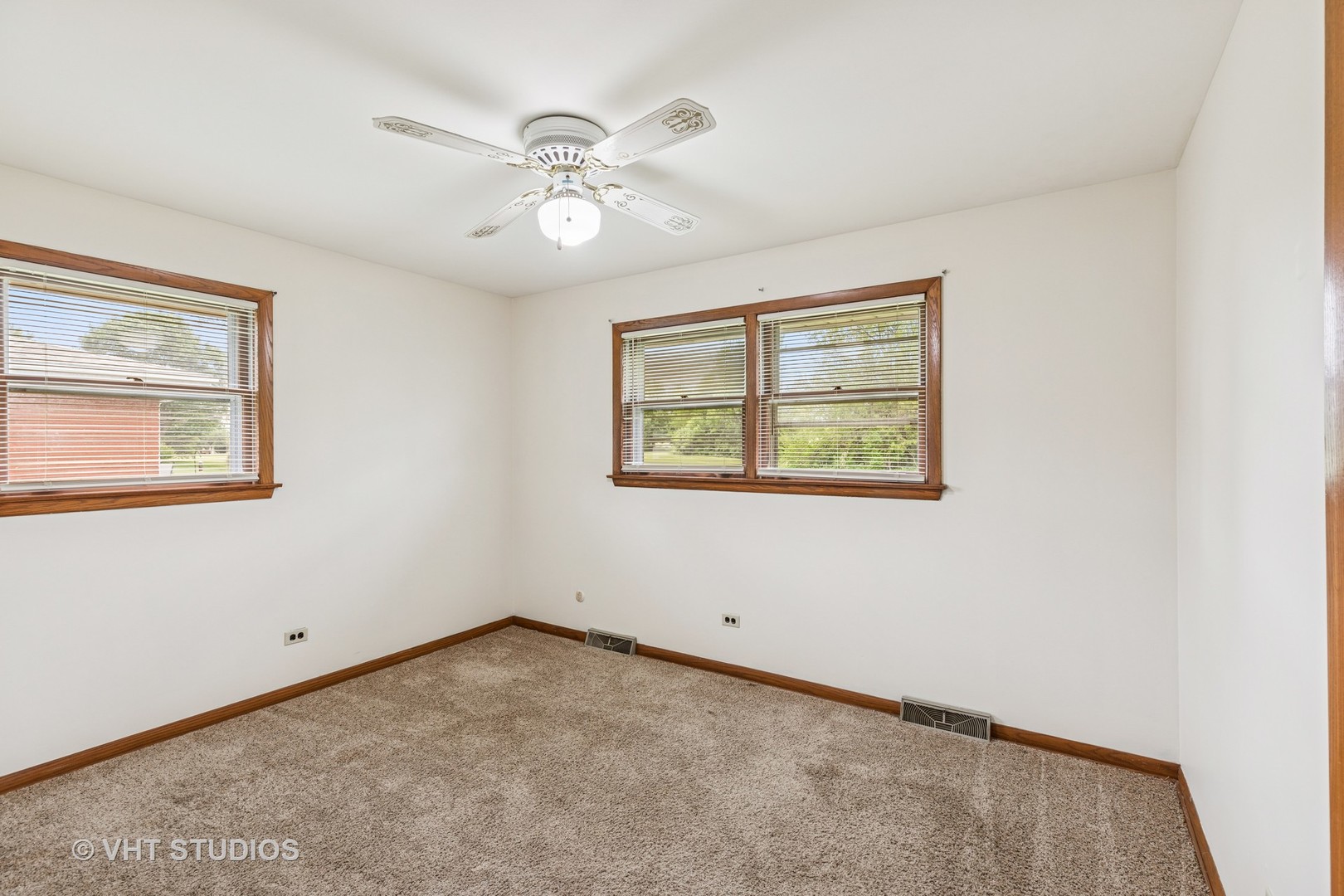 452 Miller Street Beecher, IL 60401 - Photo 7 of 20 a view of an empty room with a window