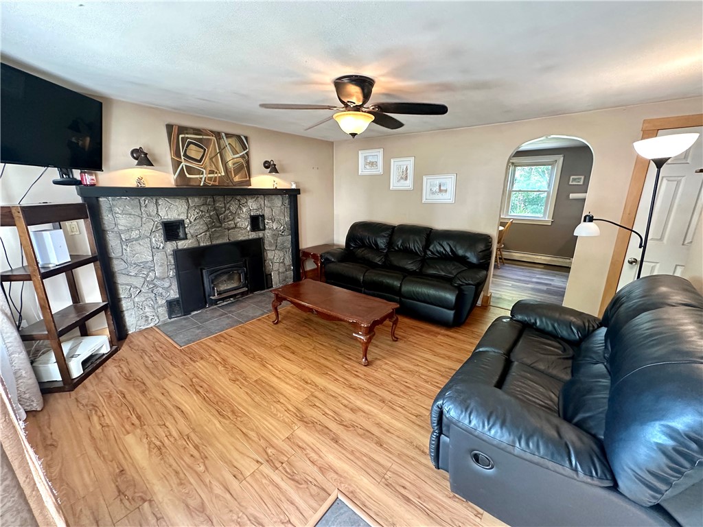 11 Dexter Street Coventry, RI 02816 - Photo 2 of 21