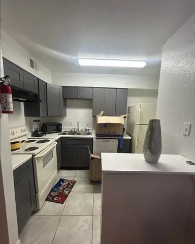 $48,000 | 5625 Antoine Drive, Unit 705, Houston, TX 77091